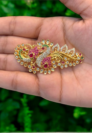 Stunning hair pin -perfect for any occasion